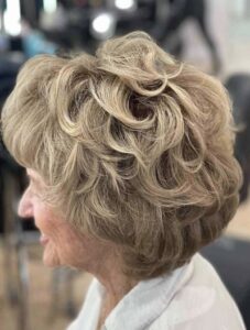 Best Hairstyles for Over 70 Year Old Woman (2024 Trends)