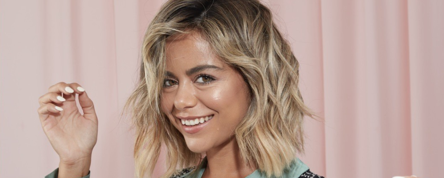 How to Curl Your Hair With a Straightener Short Hair